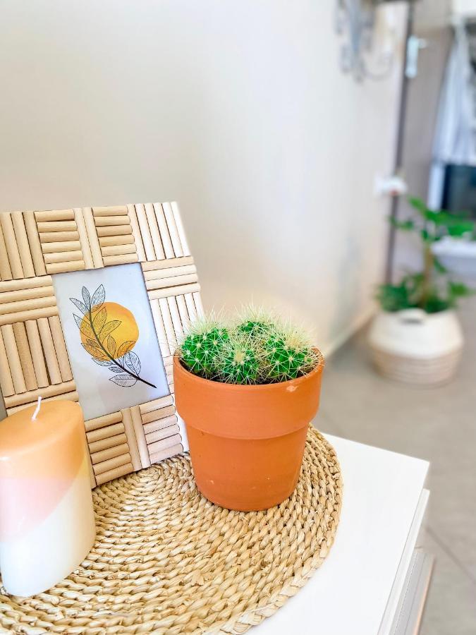 Neroli Apartments 니키티 외부 사진